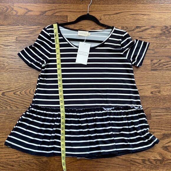 𝅺last One! NWT Black and White Stripe Babydoll Top - Picture 12 of 12